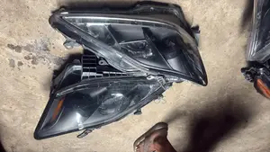 Set Headlights Is 250 2014 Direct