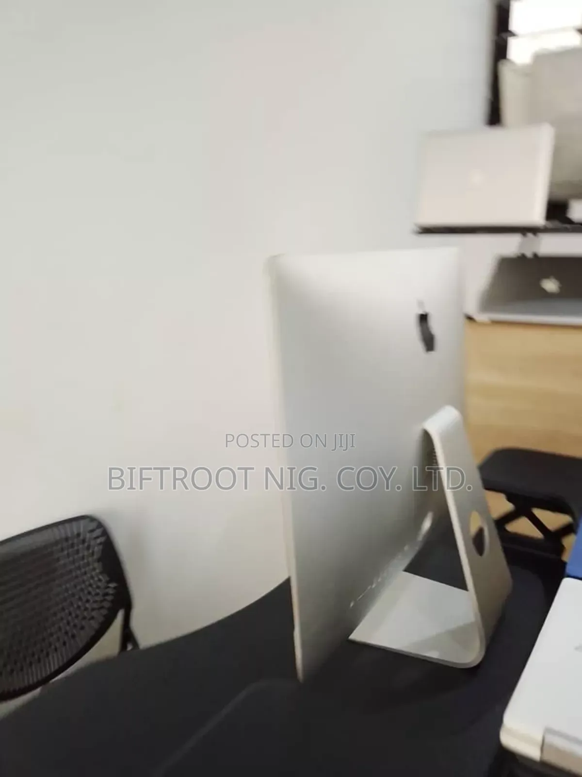 Desktop Computer Apple iMac 8GB Intel Core i5 SSD 256GB