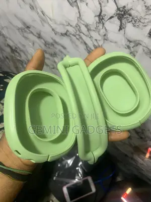 Neat Airpodmax Silicon Rubber Pouch,Light Green