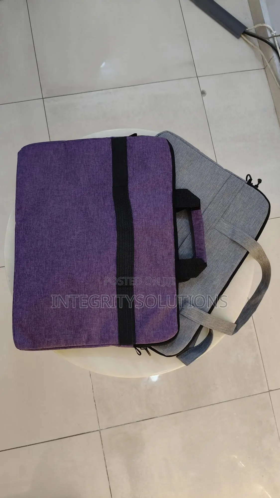 Laptop Bag Padded With Detachable Strap - 16" Storage. High Quality