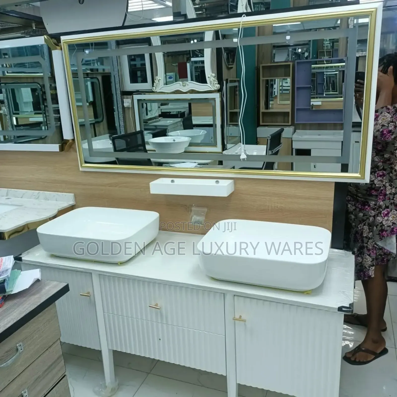 140cm Double Cabinet White