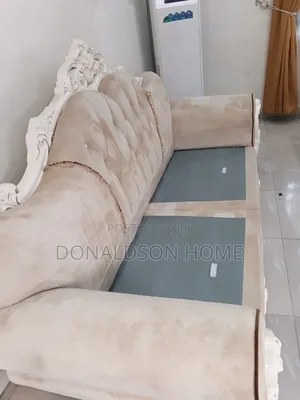 Sofa/Couch Laundry, Deep Cleaning and Disnfectant Services