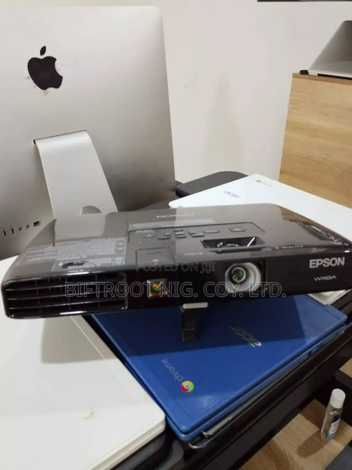 Epson LCD Projector