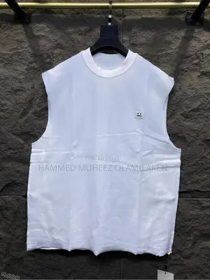 Armless Top