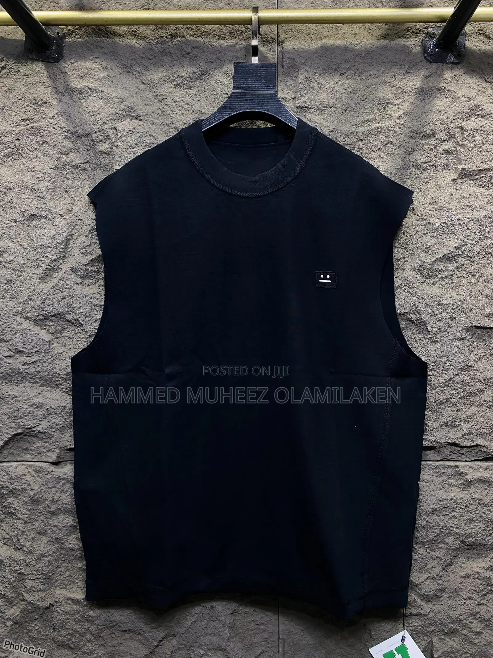 Armless Top
