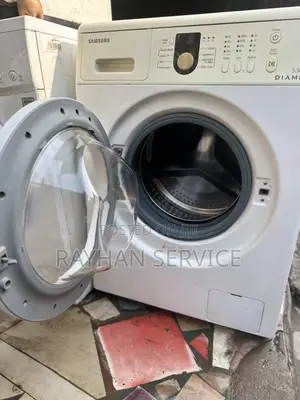 Samsung Washing Machine 5.5kg Available for Sell in Surulere