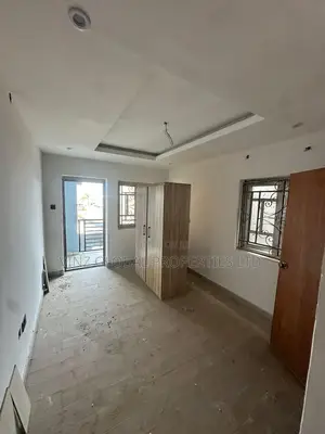 2bdrm Apartment in Lekki for rent