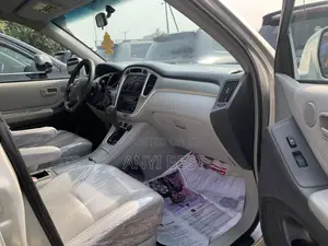 Toyota Highlander 2005 Silver