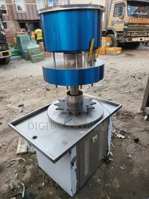 12nuzzle Liquid Filling Machine