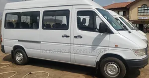Mercedes-Benz Sprinter 2005 White