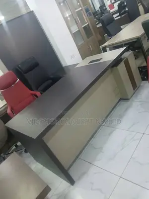Office Furnitures Table