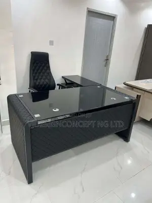 Office Furnitures Table