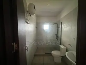 4bdrm Duplex in Lekki Phase 1 for rent