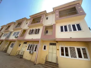 4bdrm Duplex in Jahi for sale