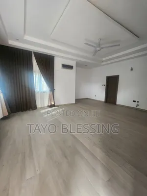 8bdrm Mansion in Life Camp for rent