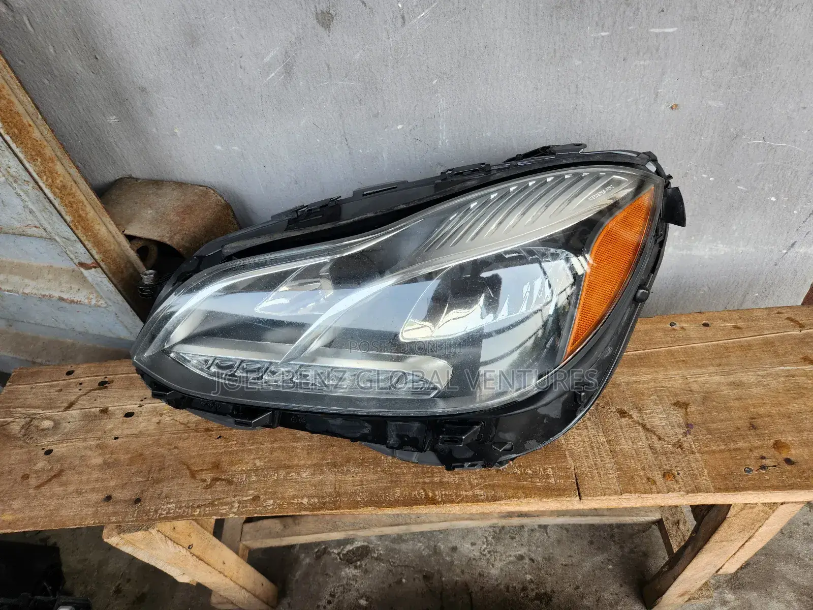E350 2013 Driver Side Headlight