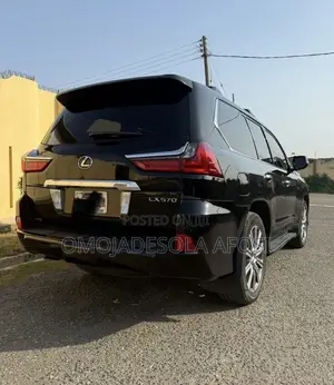 Lexus LX 2017 Black