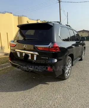 Lexus LX 2017 Black