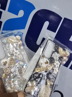 Galaxy Z Fold 7 Rhinestone Diamond Glitter Pouch