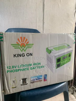 King on 500w Portable Power Station/Solar Generator.