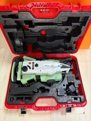Leica Ts06 Plus 2" R500