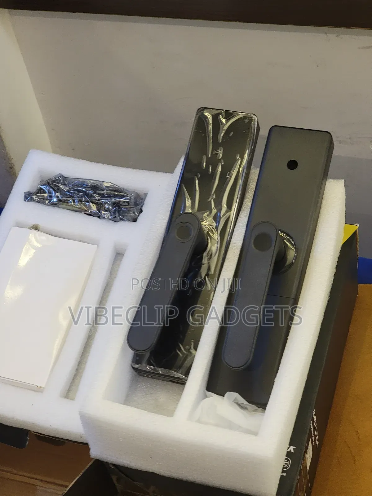 Tuya Smart Door Lock With Fingerprint, Pin, Card, Mobile App