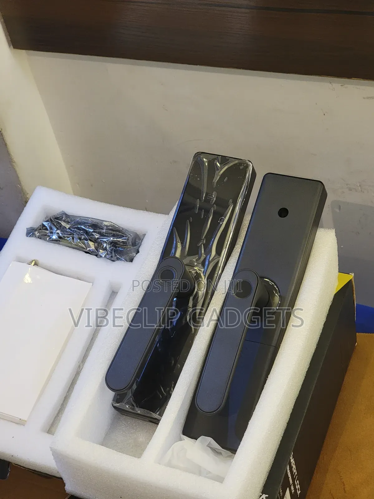 Tuya Smart Door Lock With Fingerprint, Pin, Card, Mobile App