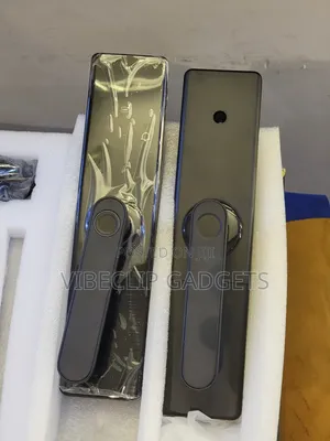 Smart Door Lock With Fingerprint, Pin, Card, Mobile App