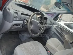 Toyota Previa 2.0 D4-D Linea Sol 2001 Red