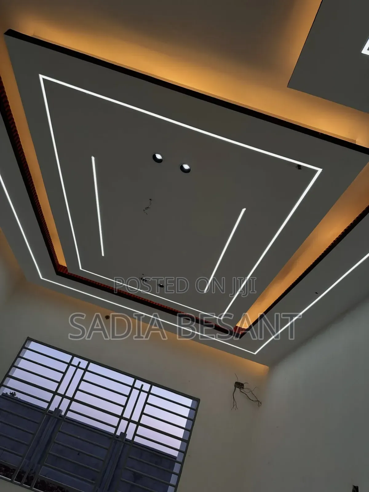 Ceiling Design That Speaks Class