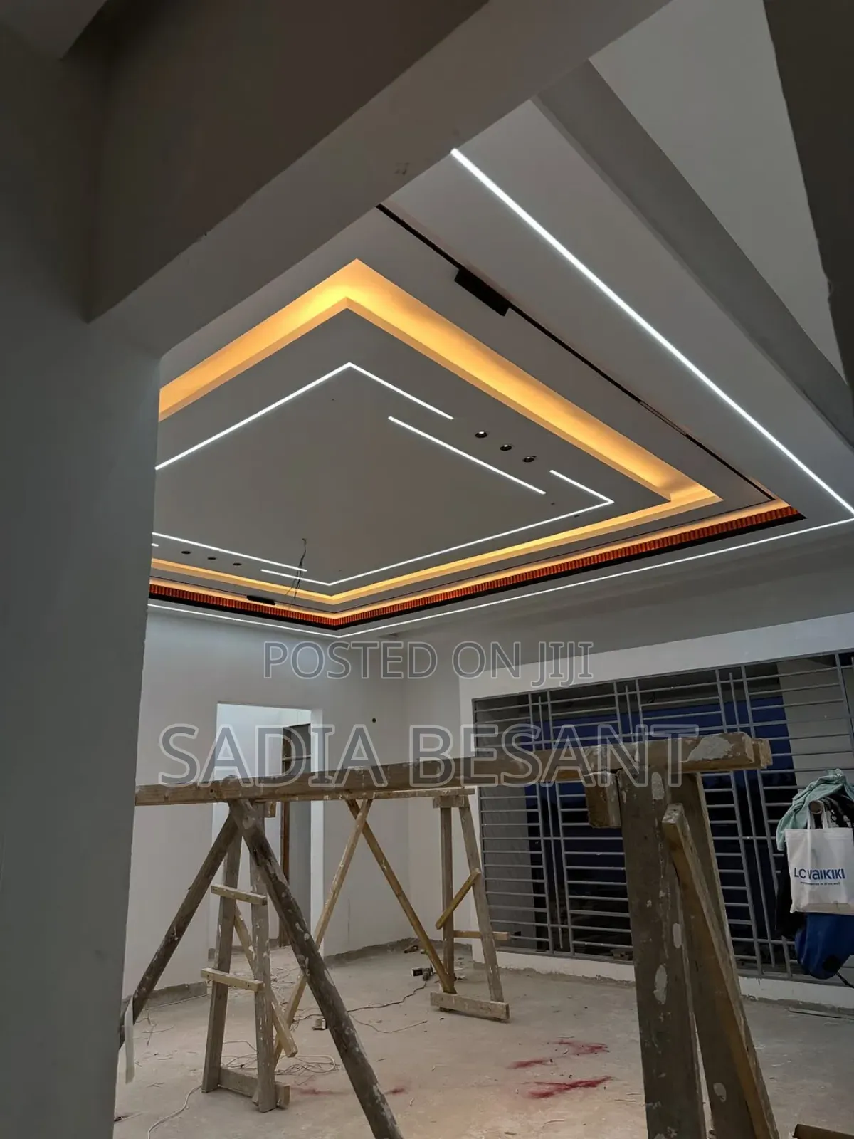 Ceiling Design That Speaks Class