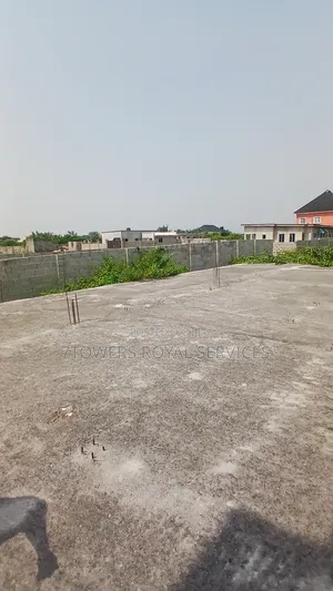 1 Plot of Land
