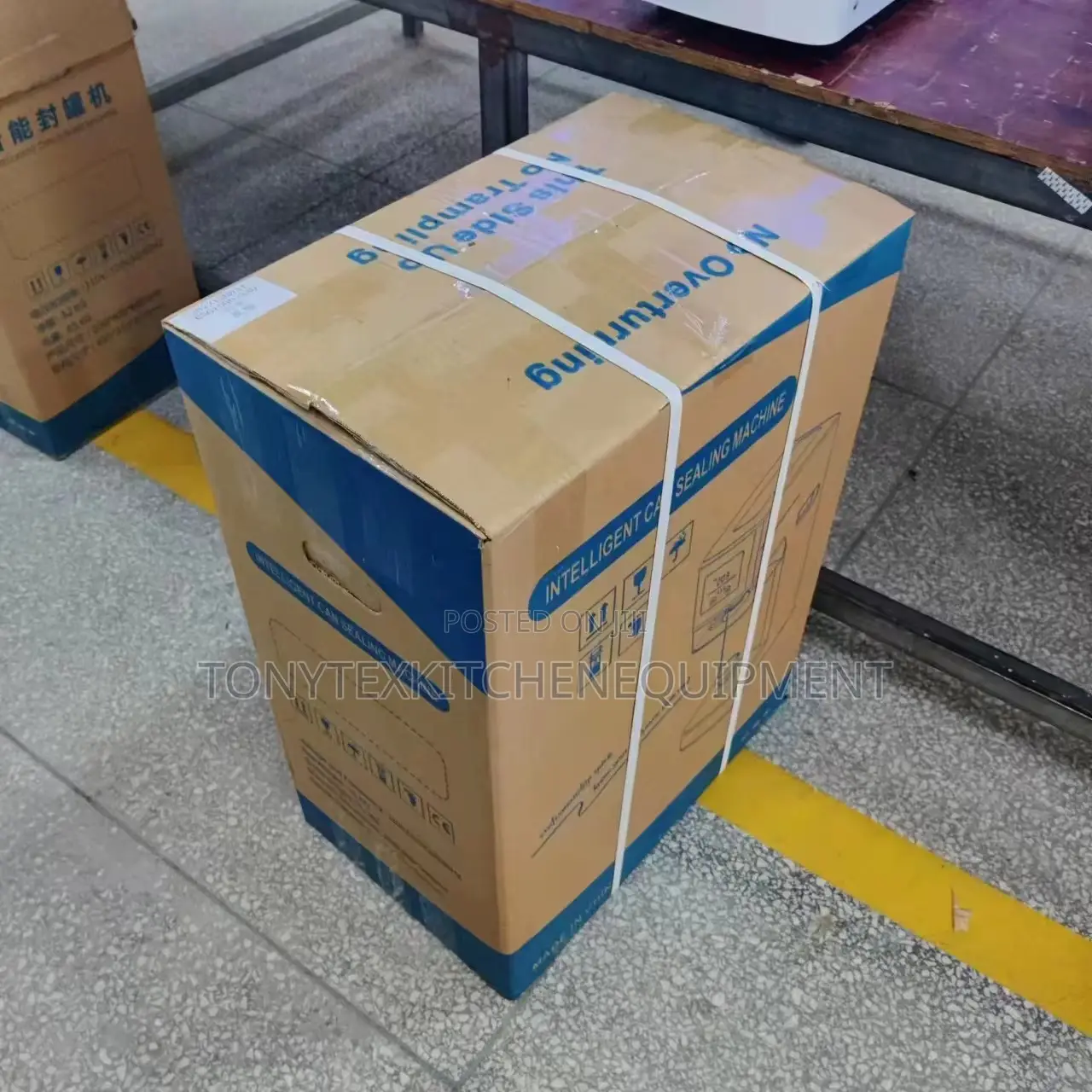 Automatic Can Sealing Machine