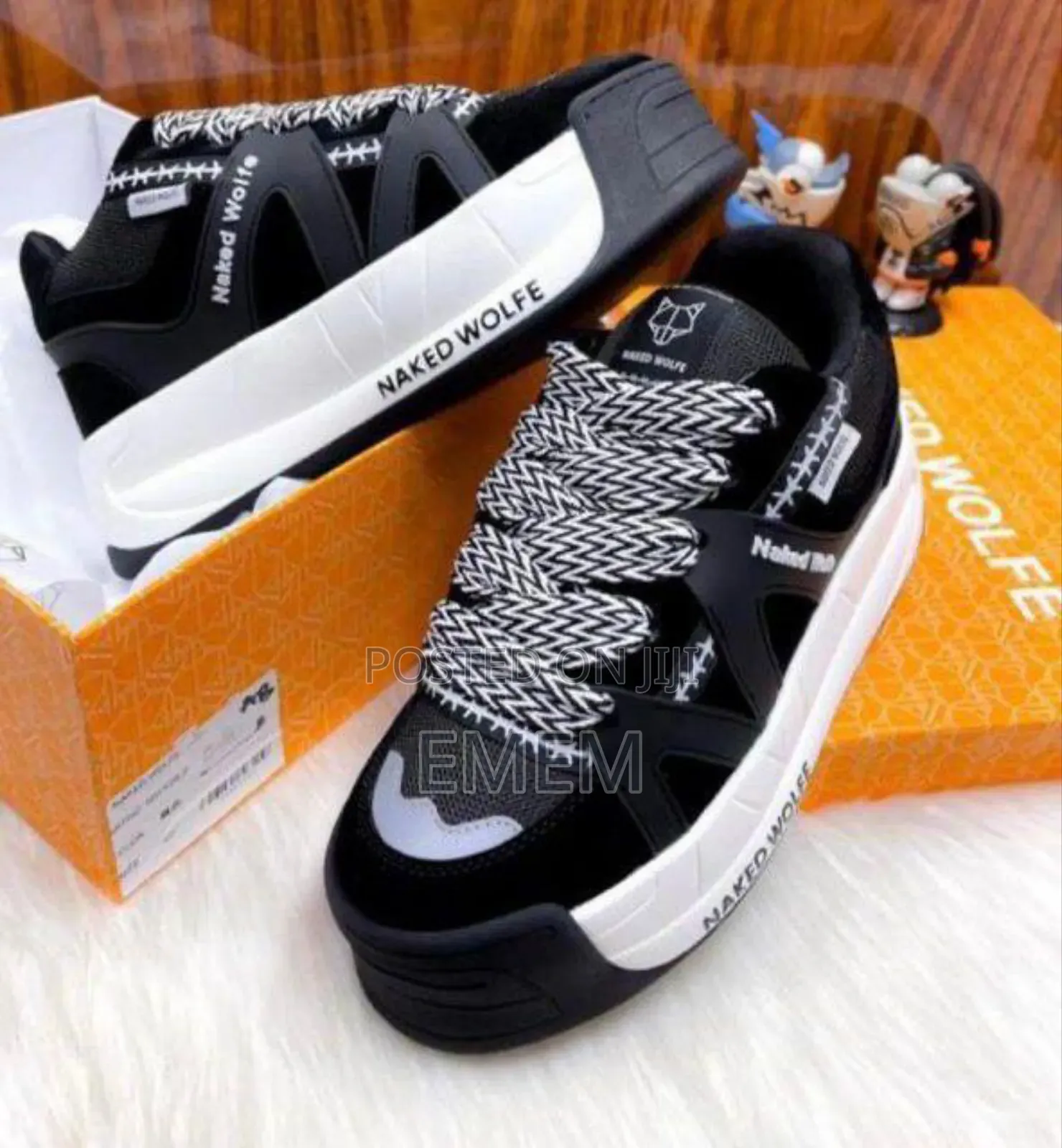 Lovely Sneakers