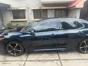 Toyota Camry XSE FWD 2020 Green
