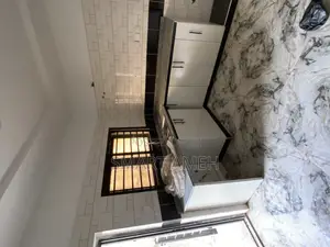 3bdrm Townhouse / Terrace in Grace Court, Idu for rent