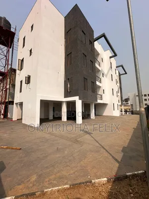 3bdrm Block of Flats in Jahi Gilmore for rent