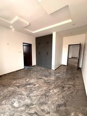 3bdrm Block of Flats in Jahi Gilmore for rent