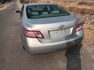 Toyota Camry 2011 Silver