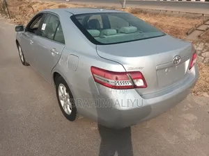 Toyota Camry 2011 Silver