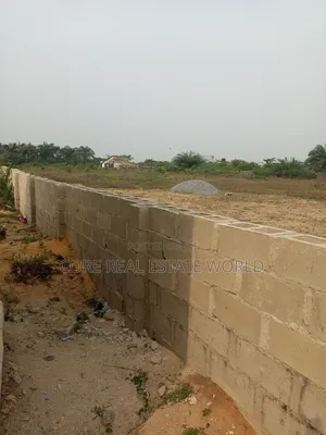 Buy and Build Land in Arepo