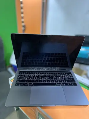 Laptop Apple MacBook Pro 2017 16GB Intel Core I7 SSD 256GB