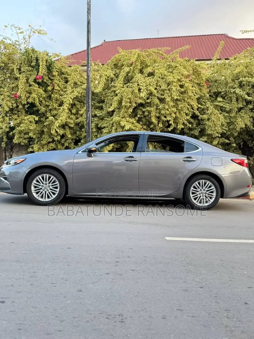 Lexus ES 2014 Gray