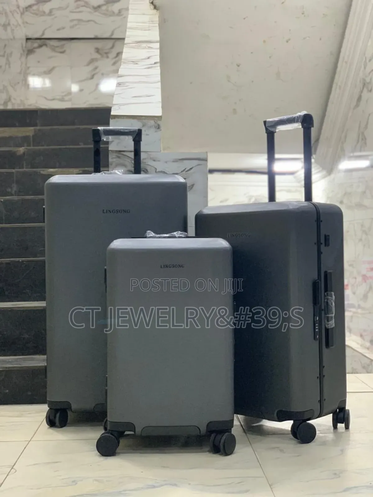 Nice Luxury Travelling Box 3in1 Large/Medium/Small Size