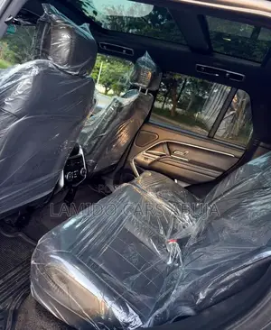 Land Rover Range Rover Vogue 2023 Black