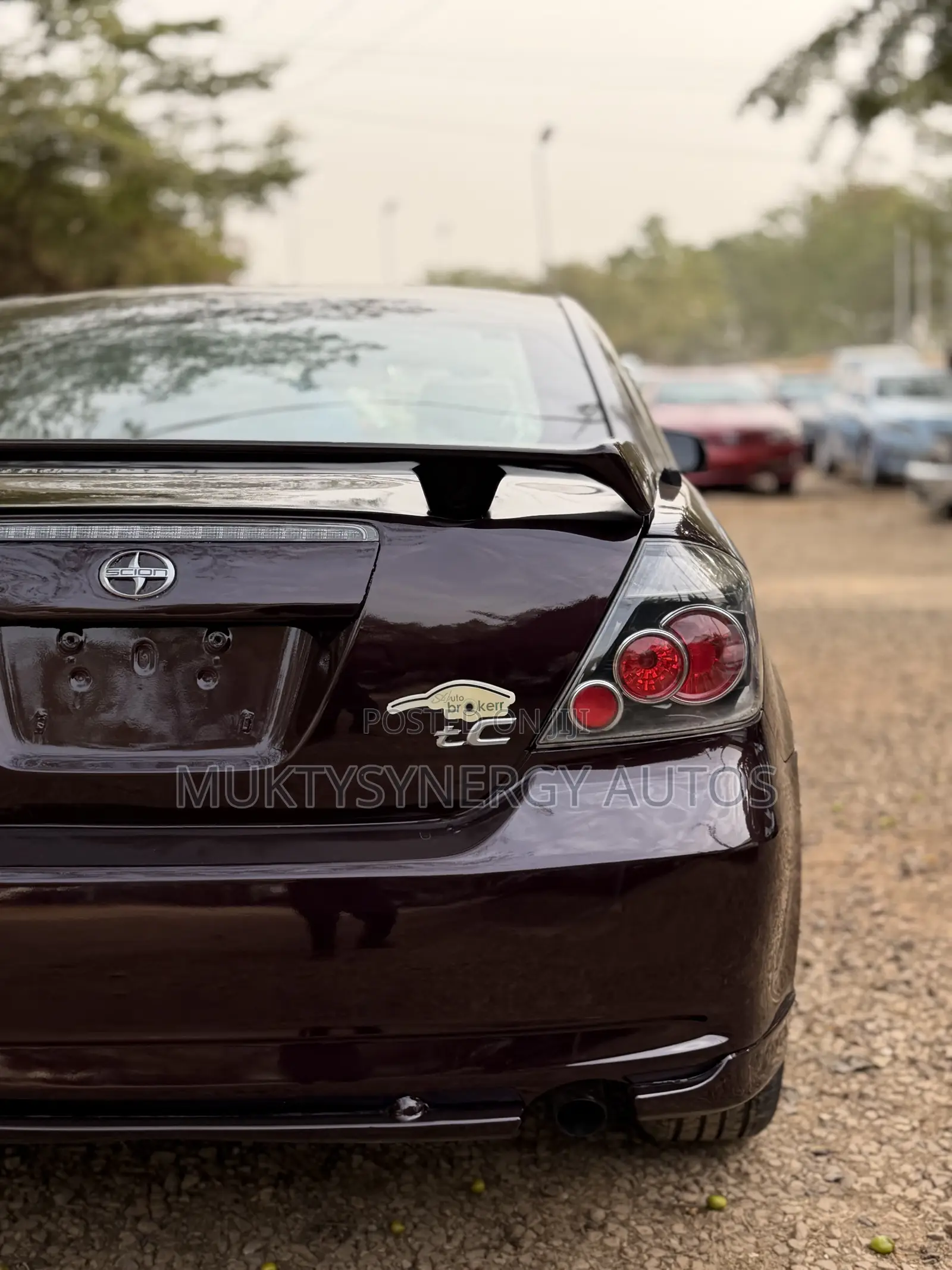 Scion tC Base 2009 Brown