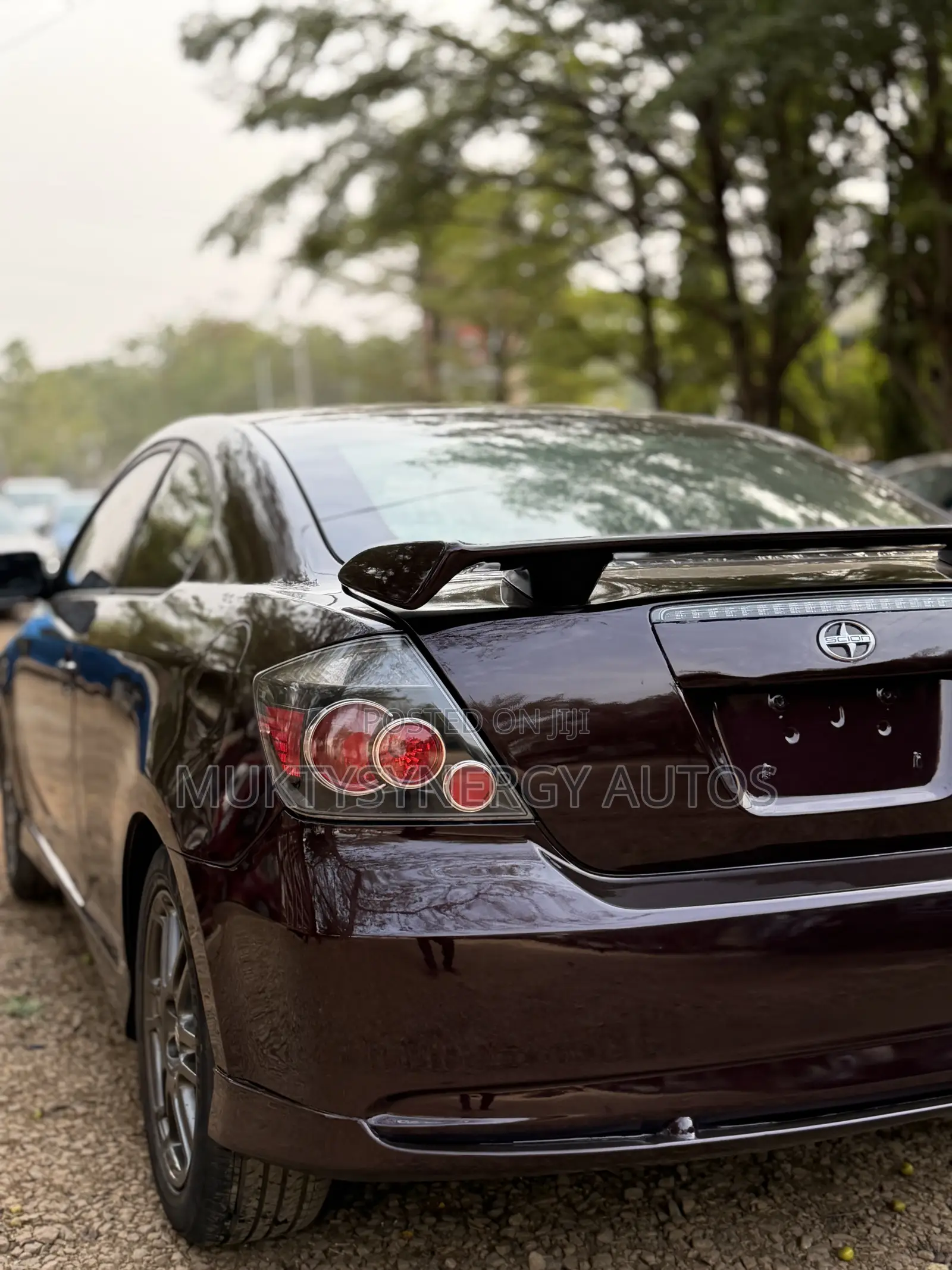 Scion tC Base 2009 Brown
