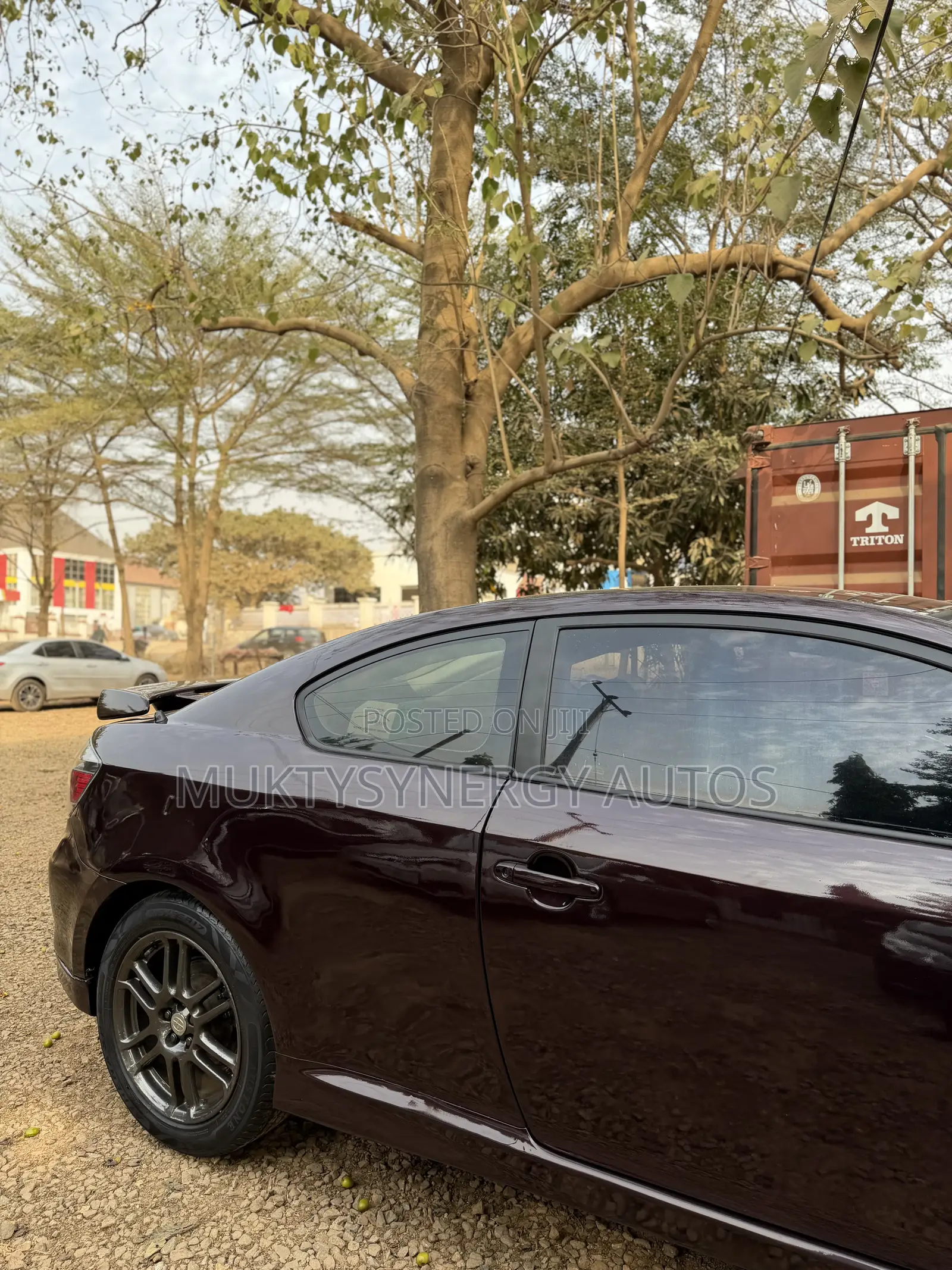 Scion tC Base 2009 Brown