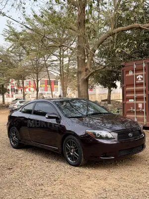 Scion tC Base 2009 Brown