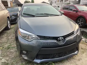 Toyota Corolla 2016 Gray